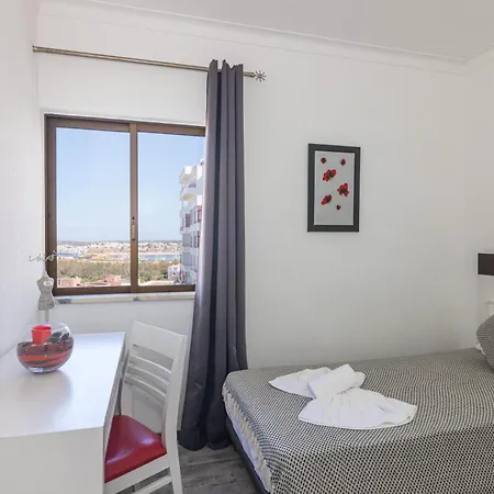 Cruzeiro - Silhueta Citadina Portimao