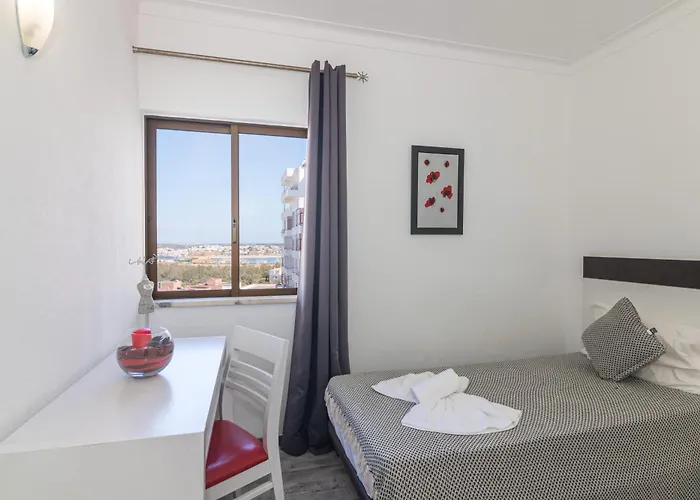 Cruzeiro - Silhueta Citadina Портиман